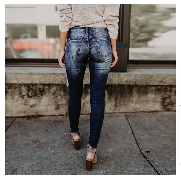 Distressed jeans - Picture 3 of 8